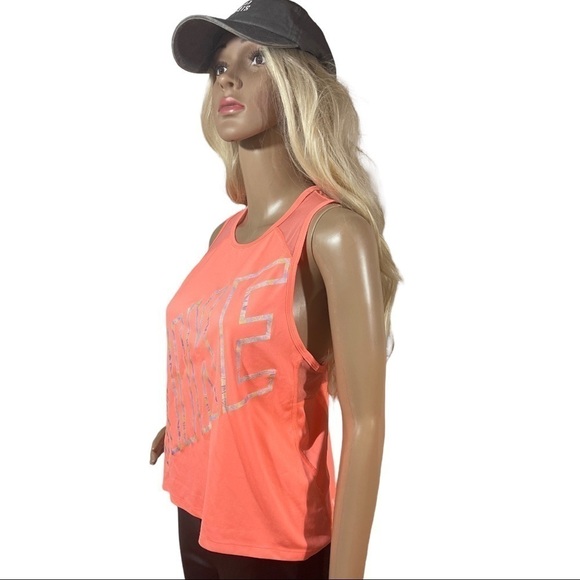 Nike peach tank top - Picture 6 of 12